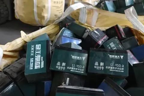 繁峙岩头乡上门回收汽车电池√电池回收再利用企业√